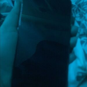 Sleek Black Smartphone
Btw i don’t know why it wont let verify i have PayPal tho
